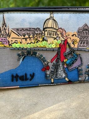 La Dolce Vita Pastel Zip-Top Wallet